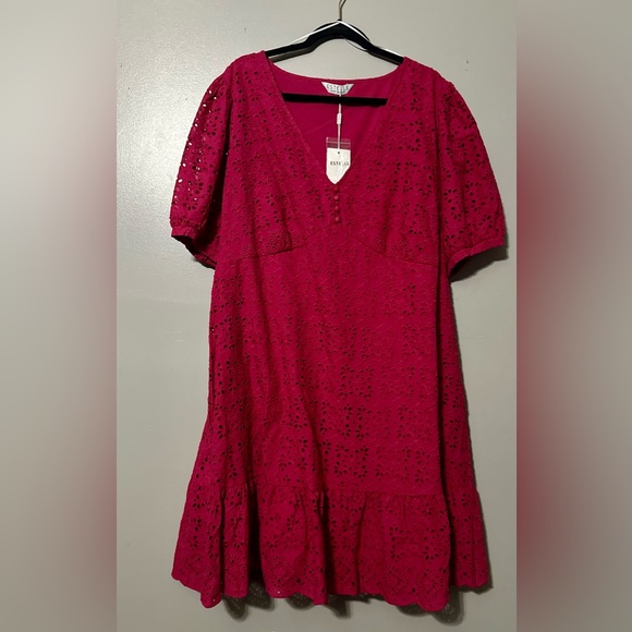 Estelle Eyelet Floral Milena Dress Size 3X (22W) NWT - Picture 6 of 9